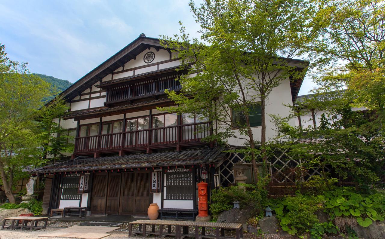 Hotel Honke Bankyu Nikko Exterior foto