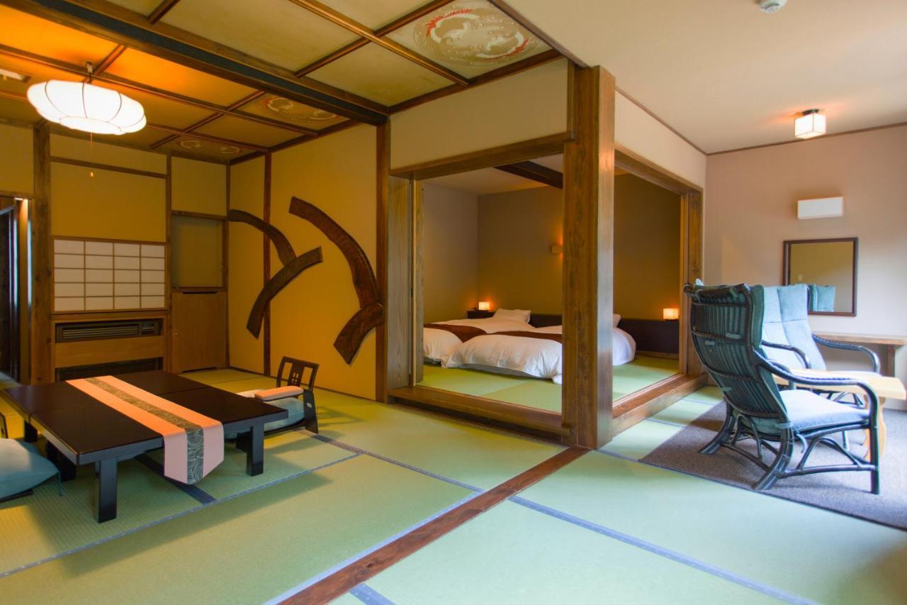 Hotel Honke Bankyu Nikko Exterior foto