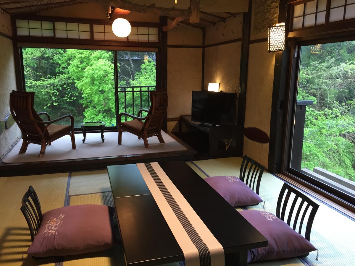 Hotel Honke Bankyu Nikko Exterior foto