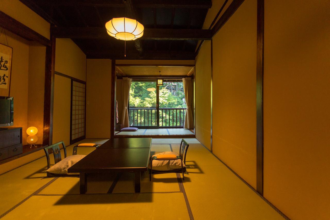 Hotel Honke Bankyu Nikko Exterior foto